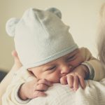 Je baby is er…en dan? 5 slaaptips voor de eerste drie weken van de newborn