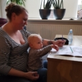 Sanne: “Paniek, het ziekenhuis adviseert met klem mijn baarmoeder te laten verwijderen, terwijl er een kindje in groeit”