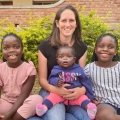 Ik kreeg in Malawi een vraag die mijn leven op z’n kop zette: namelijk of ik Maria, Diana en Teleza wilde adopteren
