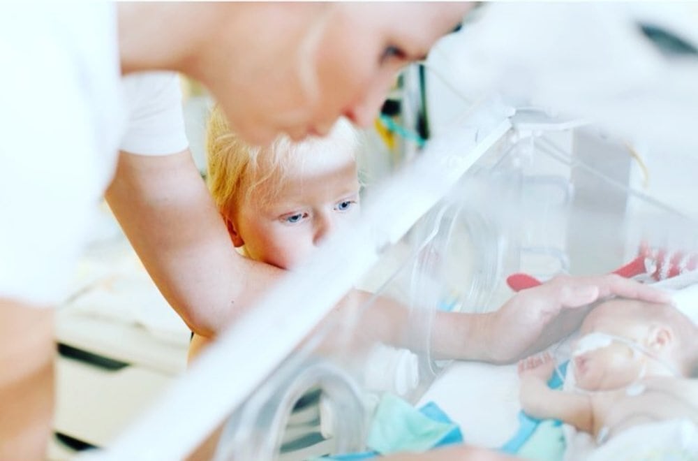 Met een baby van 29 weken oud besefte Kim "ze komt vandaag..." Kids en Kurken