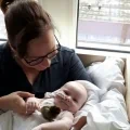 Baby Youp vecht tegen neuroblastoom, “Het voelt alsof Youp tussen mijn vingers glipt”