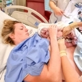 Bevallingsverhaal: baby Jay breekt zijn sleutelbeen