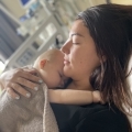 Kerngezonde Fela van 9 maanden werd plotseling ernstig ziek: “een nachtmerrie werd werkelijkheid”