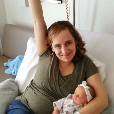 Bevallingsverhaal: “Onze dochter zag helemaal paars na de geboorte”
