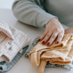 Lisandra: “Ik kreeg babyspullen van een vriendin en toen stuurde ze ineens een Tikkie van €250”
